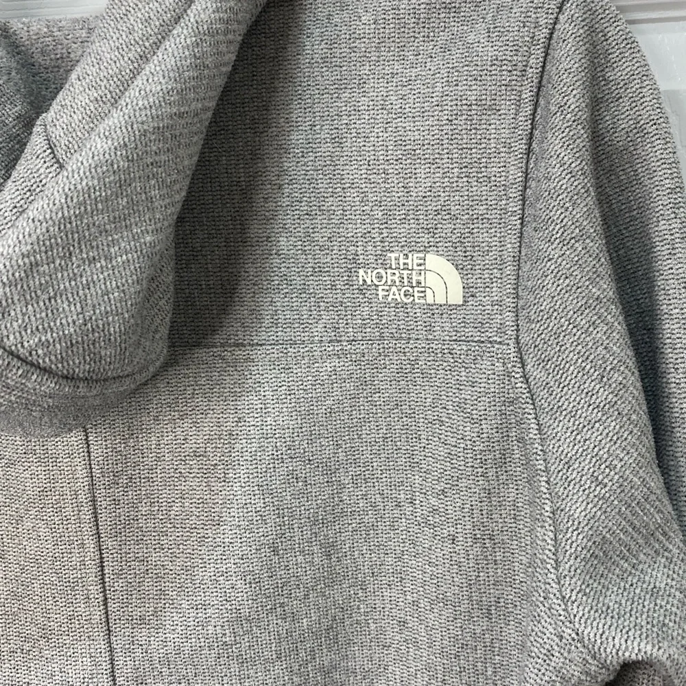 North Face gray hoodie long sleeve top, size large - Picture 11 of 13